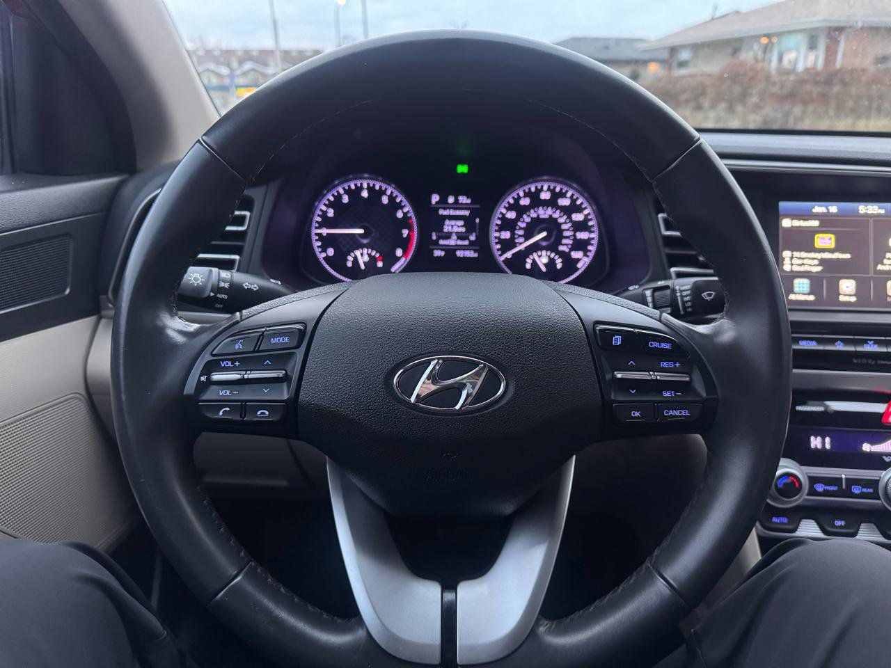 Used 2019 Hyundai Elantra Limited FWD image 8