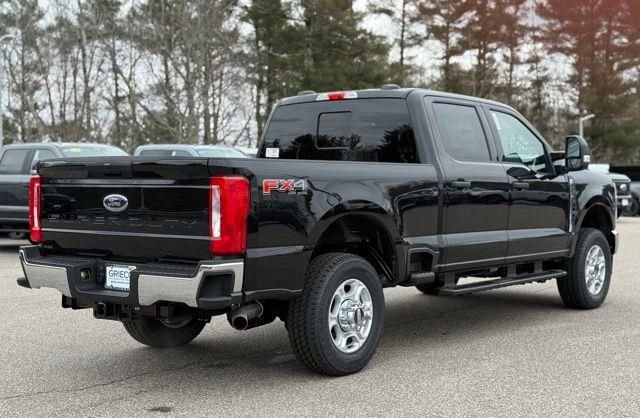 New 2026 Ford F250 XLT w/ FX4 Off-Road Package AWD/4WD image 4