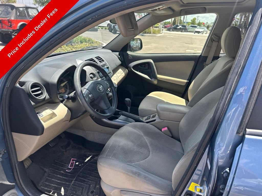Used 2012 Toyota RAV4 FWD w/ Upgrade Value Pkg image 7