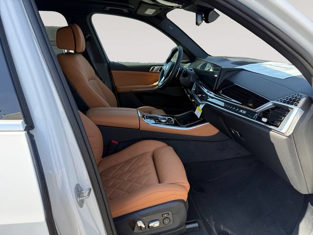 New 2026 BMW X5 xDrive40i w/ Climate Comfort Package AWD/4WD image 15