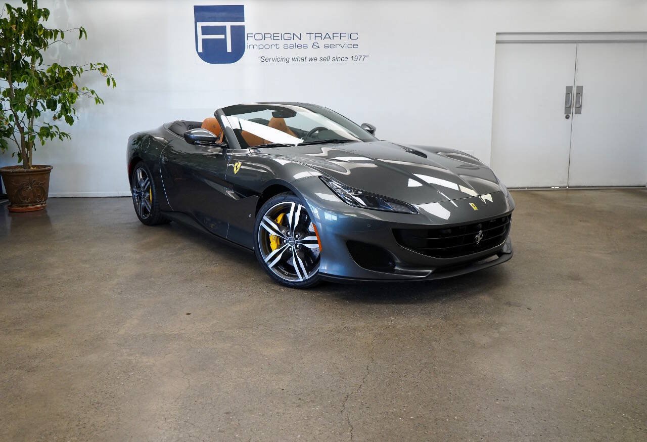 Used 2019 Ferrari Portofino RWD image 6