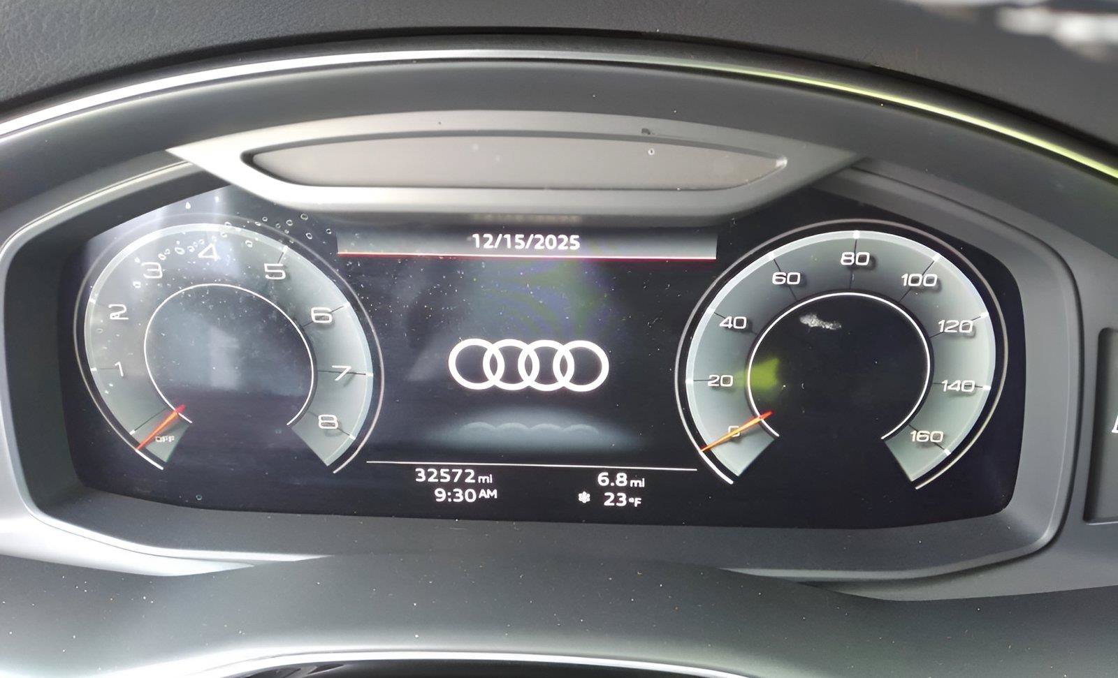 Used 2023 Audi Q8 Premium Plus AWD/4WD image 17