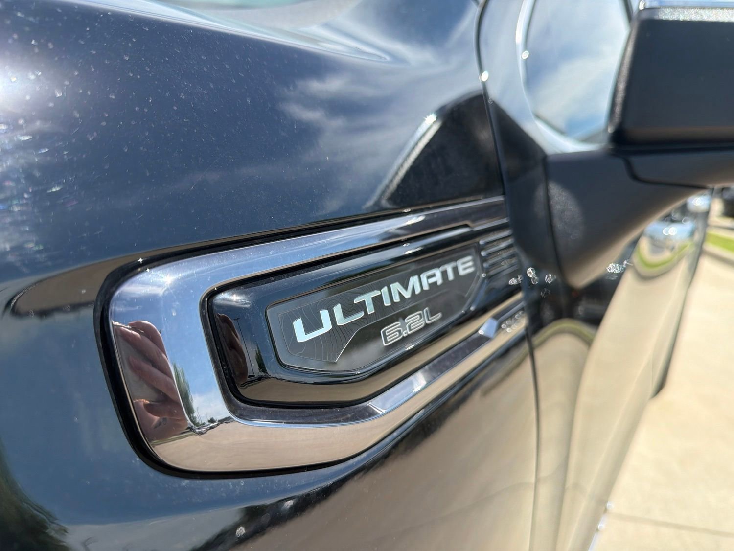 Used 2023 GMC Sierra 1500 Denali Ultimate AWD/4WD image 9