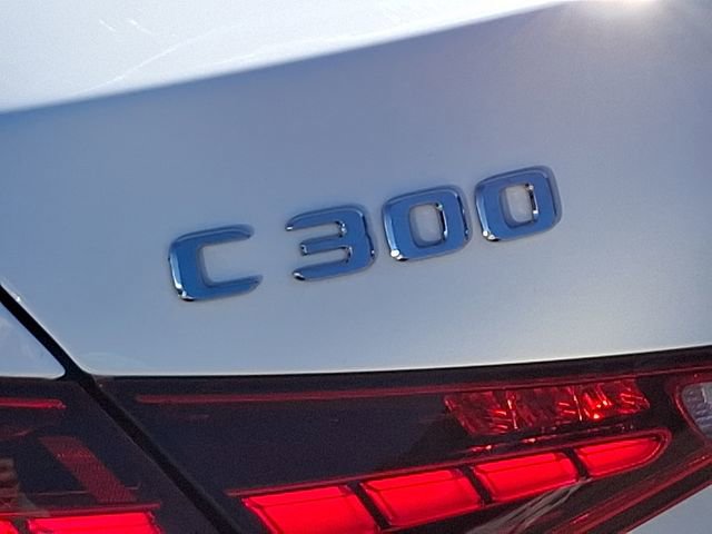 Used 2025 Mercedes-Benz C 300 4MATIC Sedan image 35