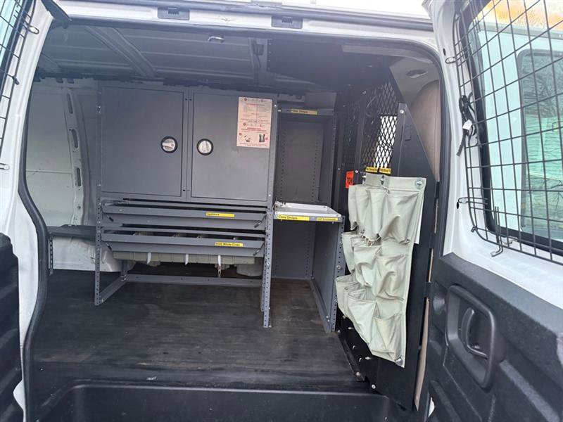 Used 2011 Chevrolet Express 2500 image 22