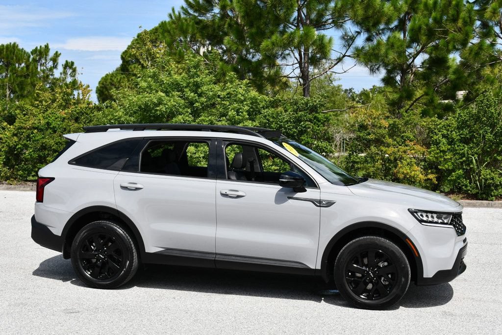 Used 2022 Kia Sorento S w/ Panoramic Sunroof Package AWD/4WD image 8