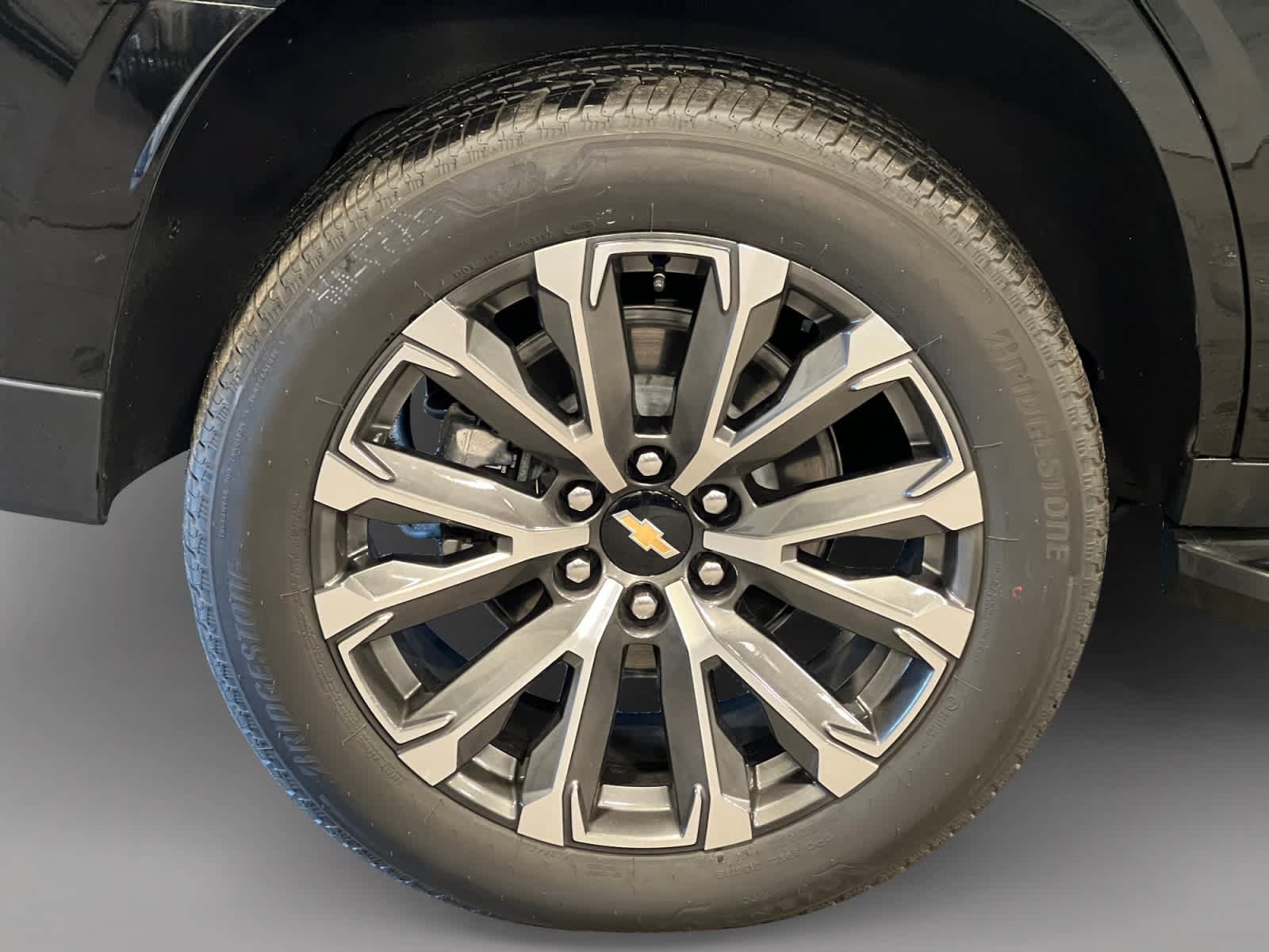 New 2026 Chevrolet Tahoe High Country w/ Sun And Tow Package AWD/4WD image 19