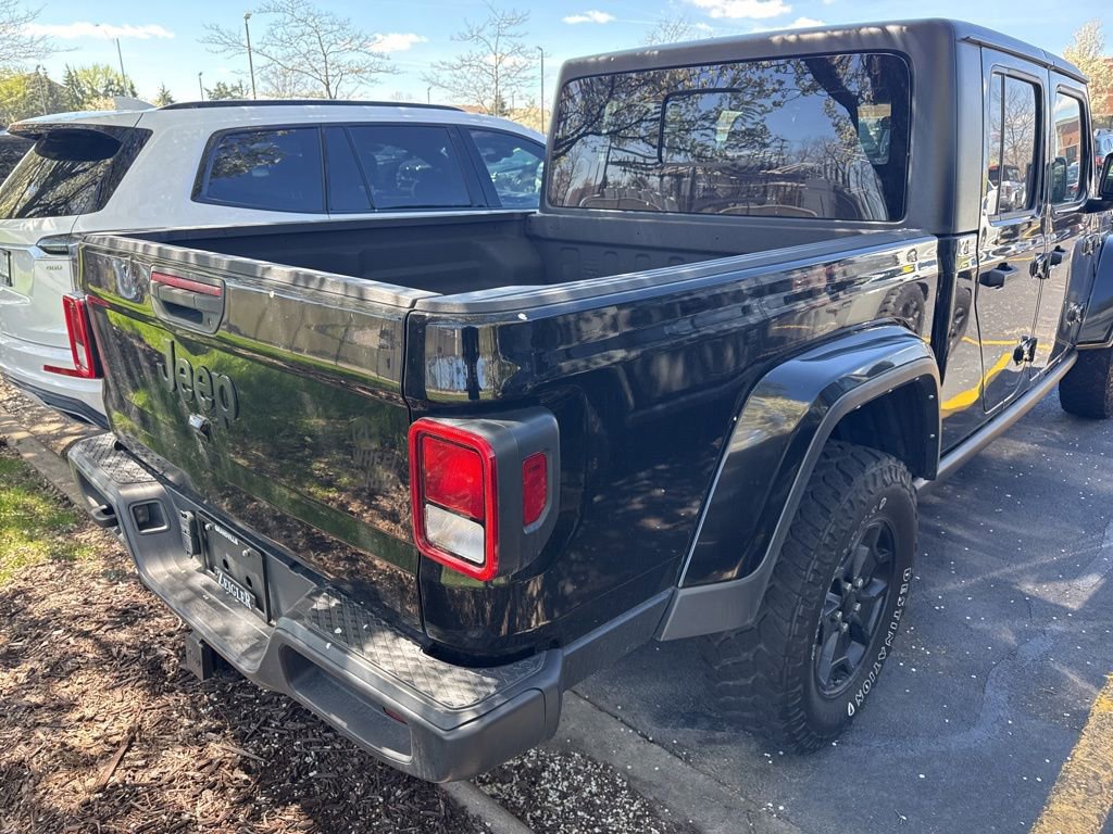 Certified 2022 Jeep Gladiator Willys AWD/4WD image 9