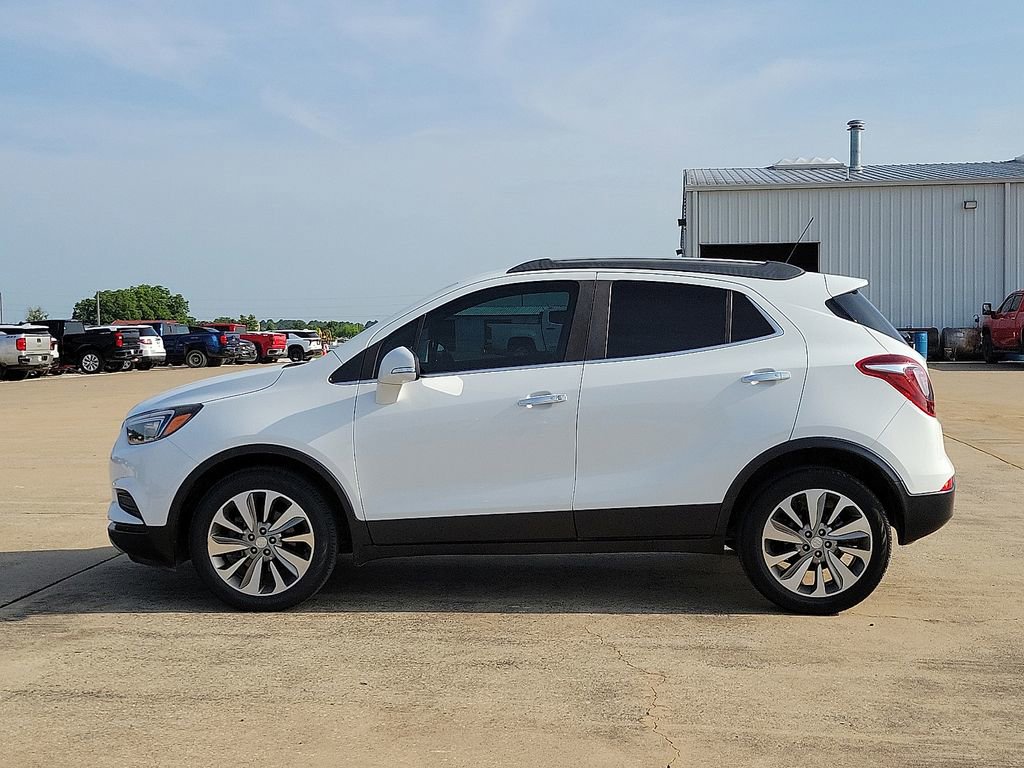 Used 2018 Buick Encore Preferred image 3