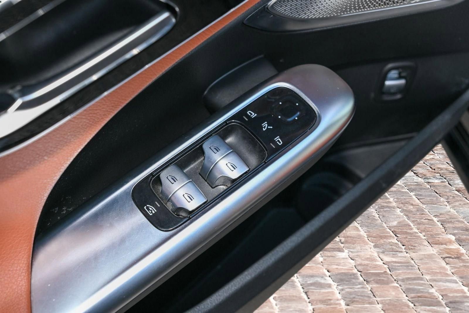 Used 2022 Mercedes-Benz C 300 Sedan w/ Exclusive Trim Package image 29