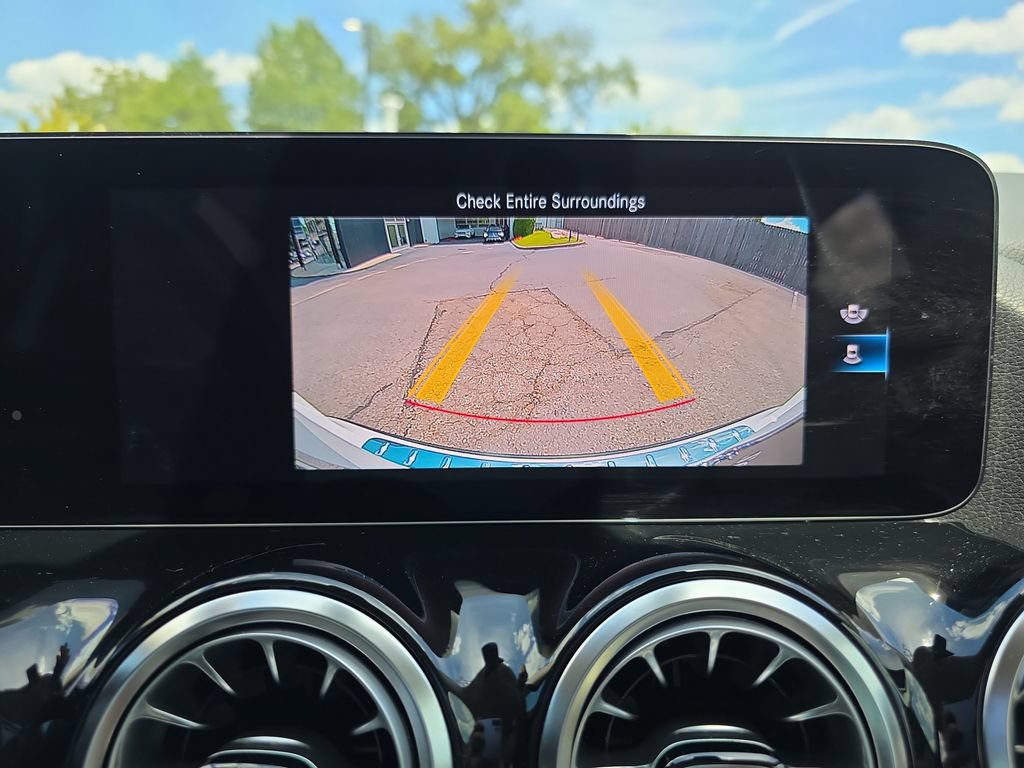 Certified 2022 Mercedes-Benz GLA 250 4MATIC image 25