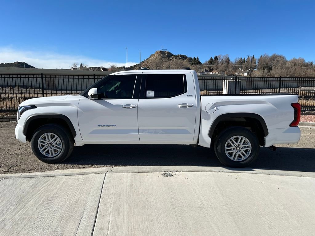 New 2026 Toyota Tundra SR5 image 6