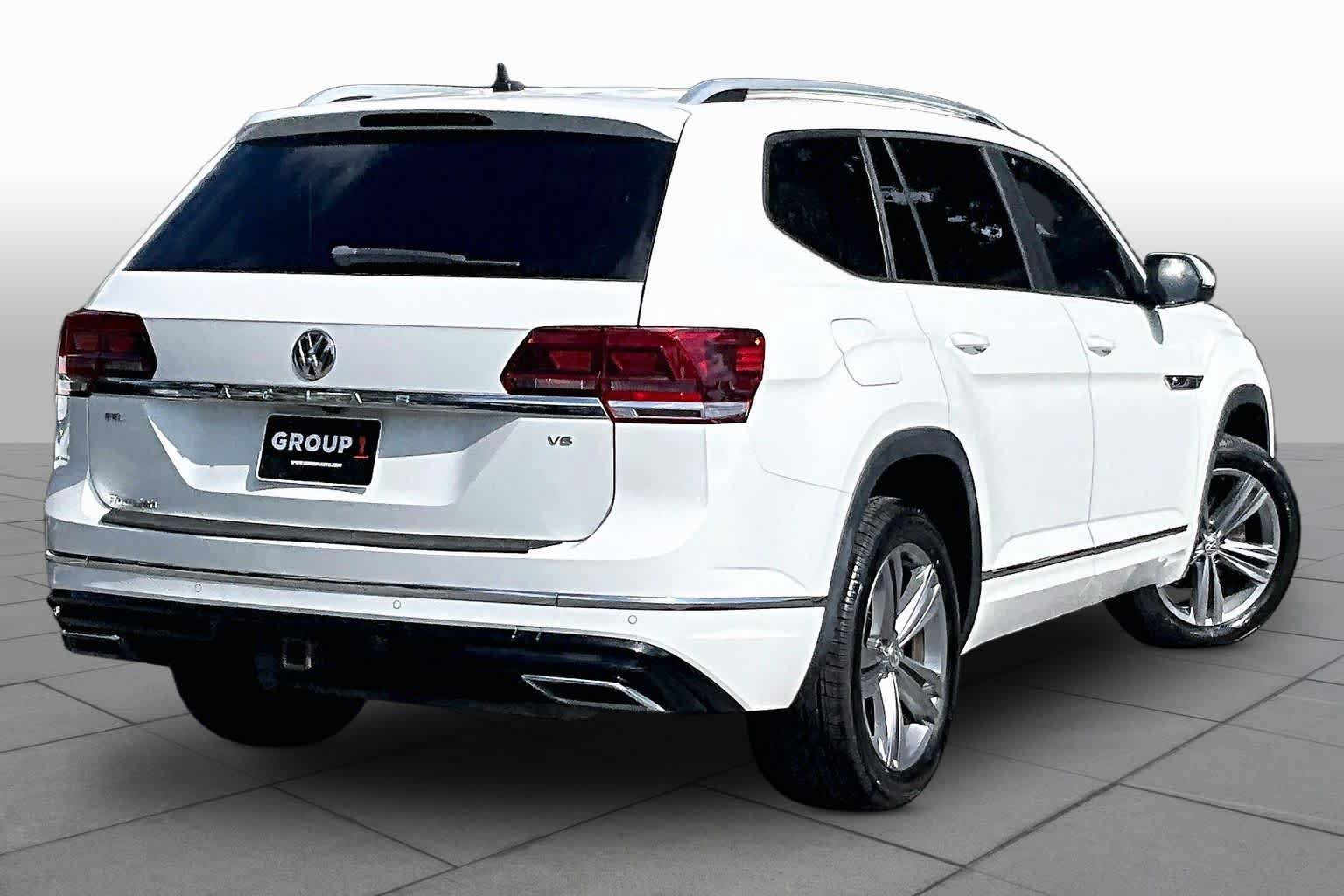 Used 2018 Volkswagen Atlas SEL w/ R-Line Package FWD image 13