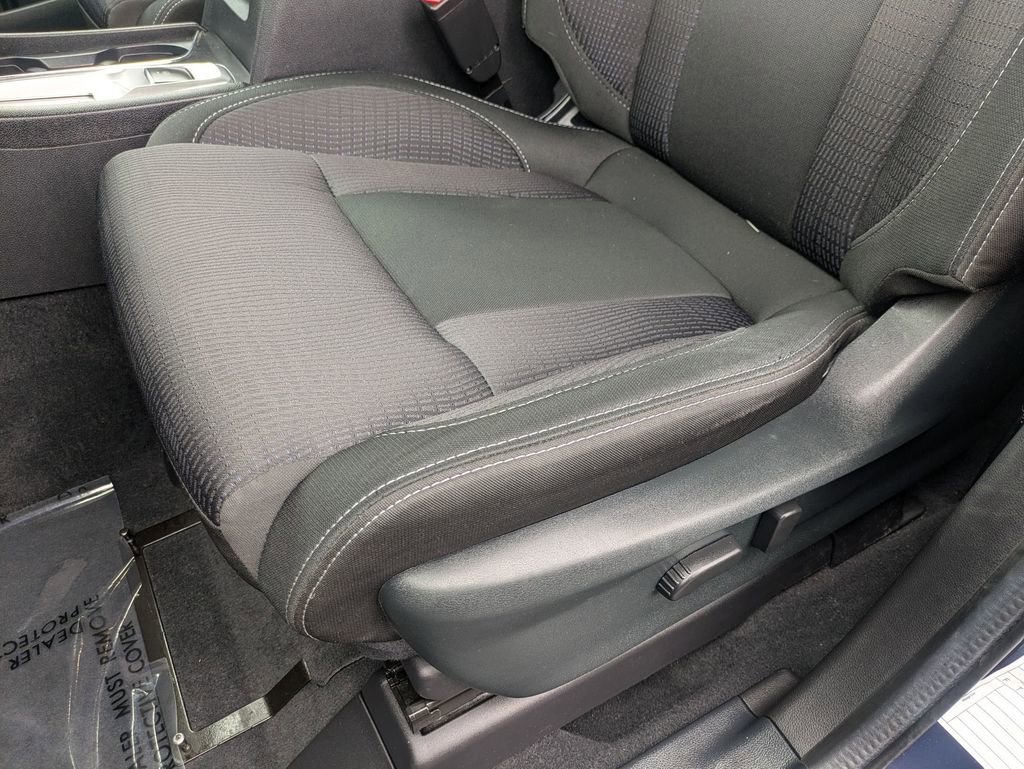 Used 2025 Subaru Ascent Premium AWD/4WD image 17