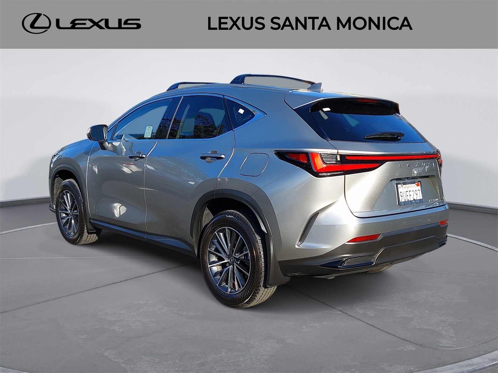 Used 2025 Lexus NX 350h AWD w/ Premium Package image 7