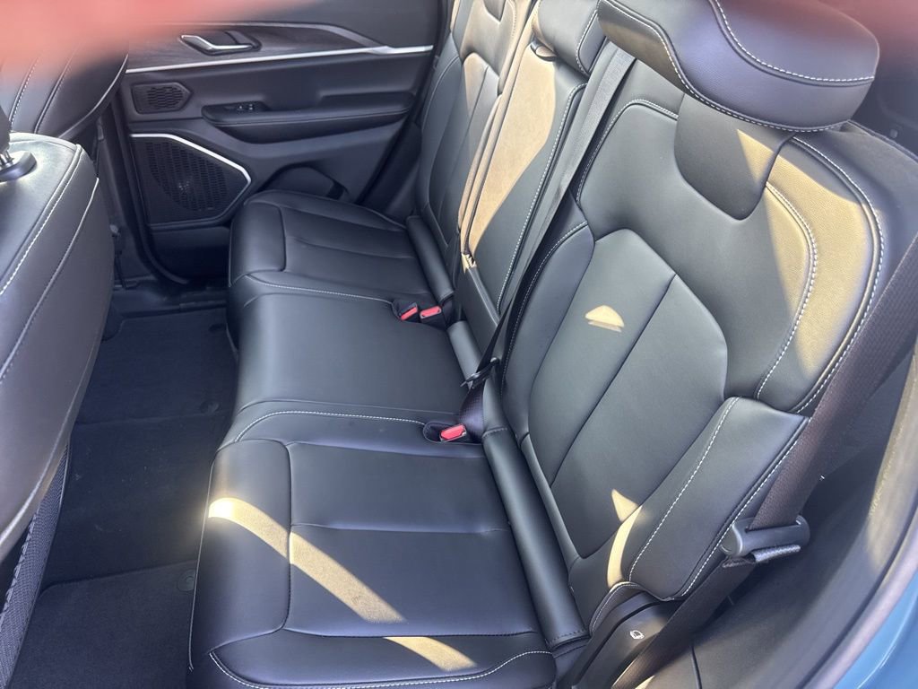 New 2026 Jeep Grand Cherokee Limited image 40