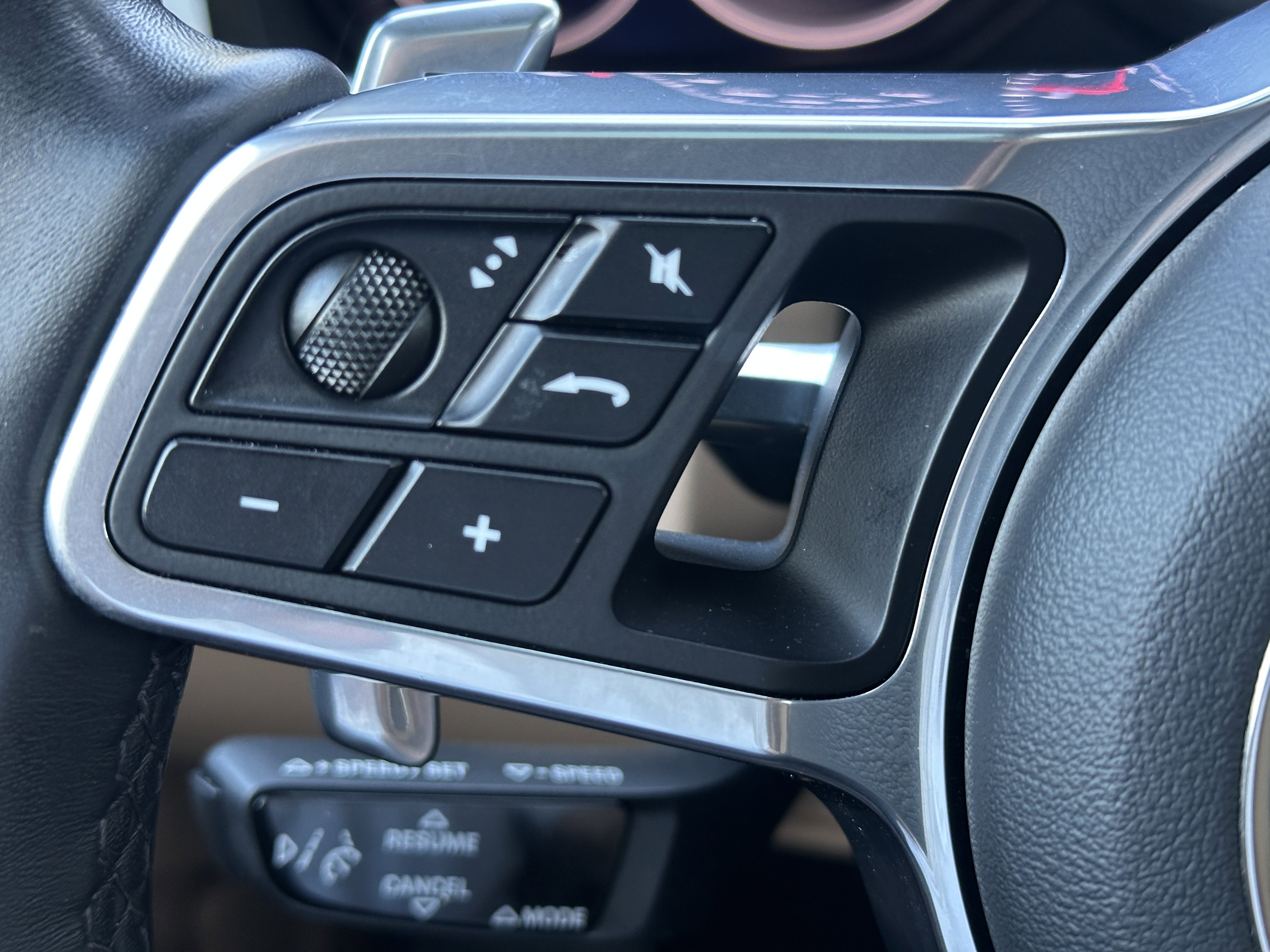 Certified 2023 Porsche Cayenne image 25