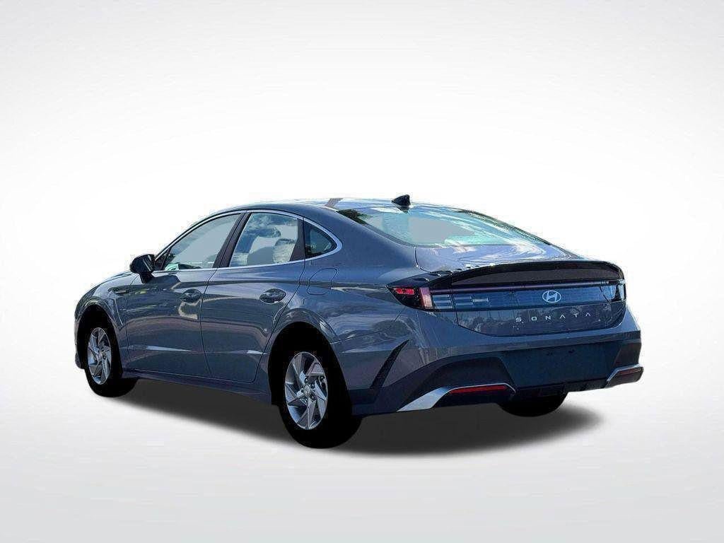 New 2026 Hyundai Sonata SE FWD image 5