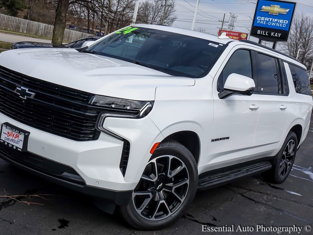 Used 2024 Chevrolet Suburban RST w/ Luxury Package image 5