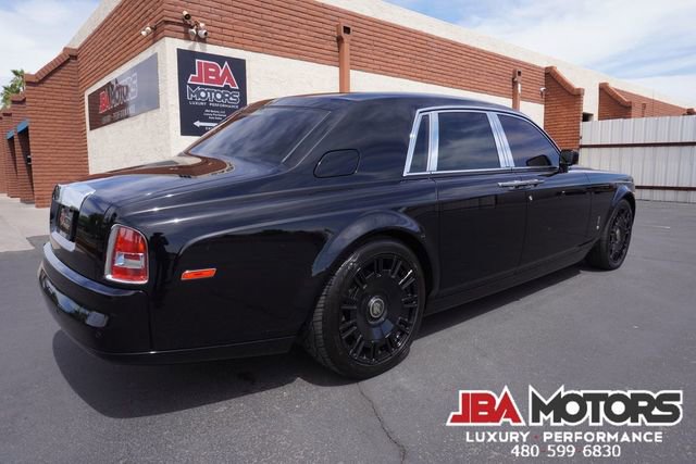 Used 2005 Rolls-Royce Phantom Sedan image 3