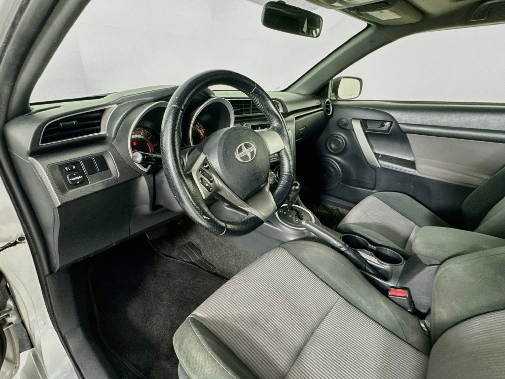 Used 2014 Scion tC FWD image 10