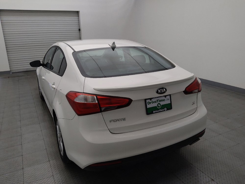 Used 2017 Kia Forte S FWD image 6