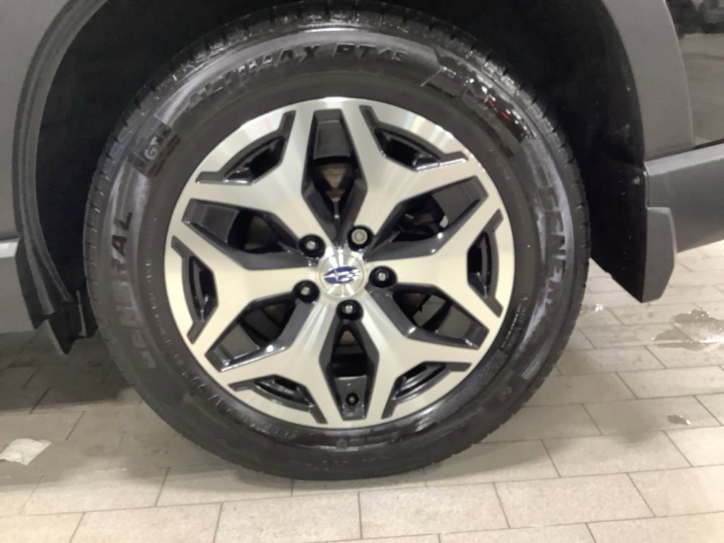 Used 2020 Subaru Forester Premium image 22