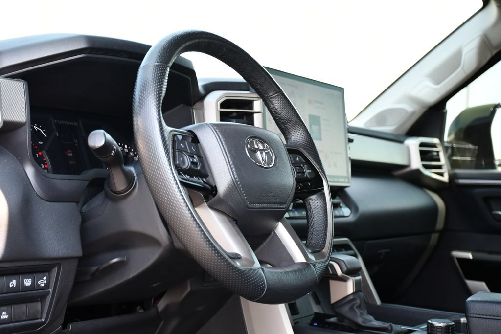 Used 2022 Toyota Tundra Limited AWD/4WD image 15