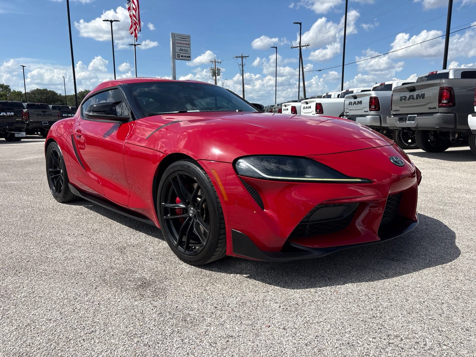 Used 2020 Toyota Supra Launch Edition w/ Driver Assist Package RWD image 8