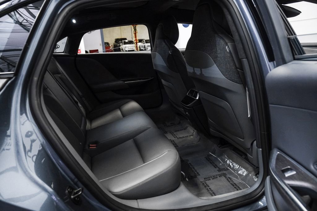 Used 2024 Lucid Air Touring image 39