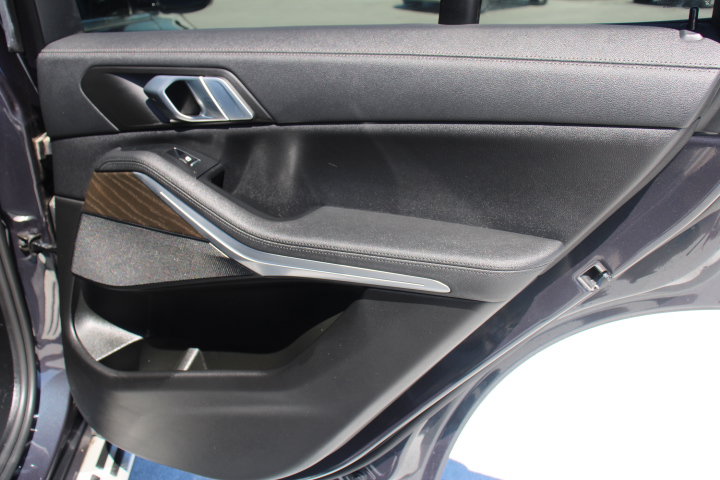 Used 2022 BMW X5 sDrive40i RWD image 18