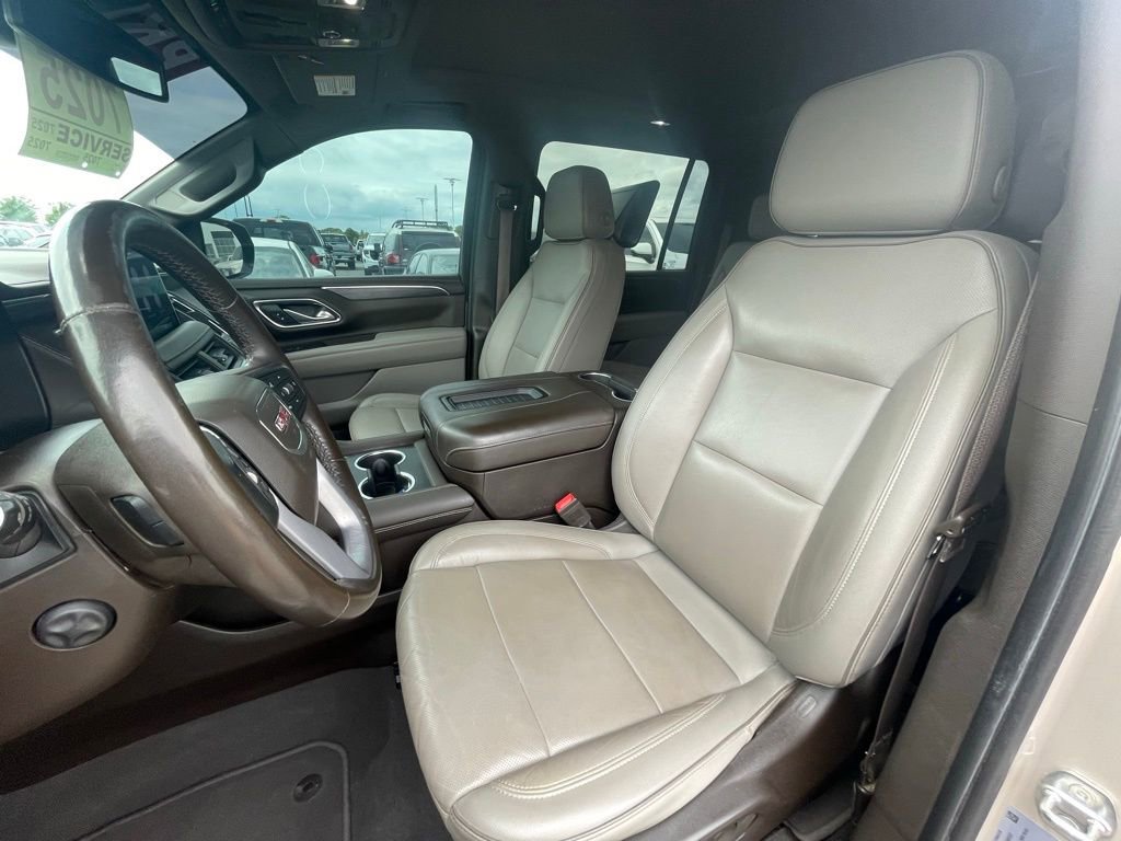 Used 2021 GMC Yukon XL SLT w/ SLT Premium Package image 20