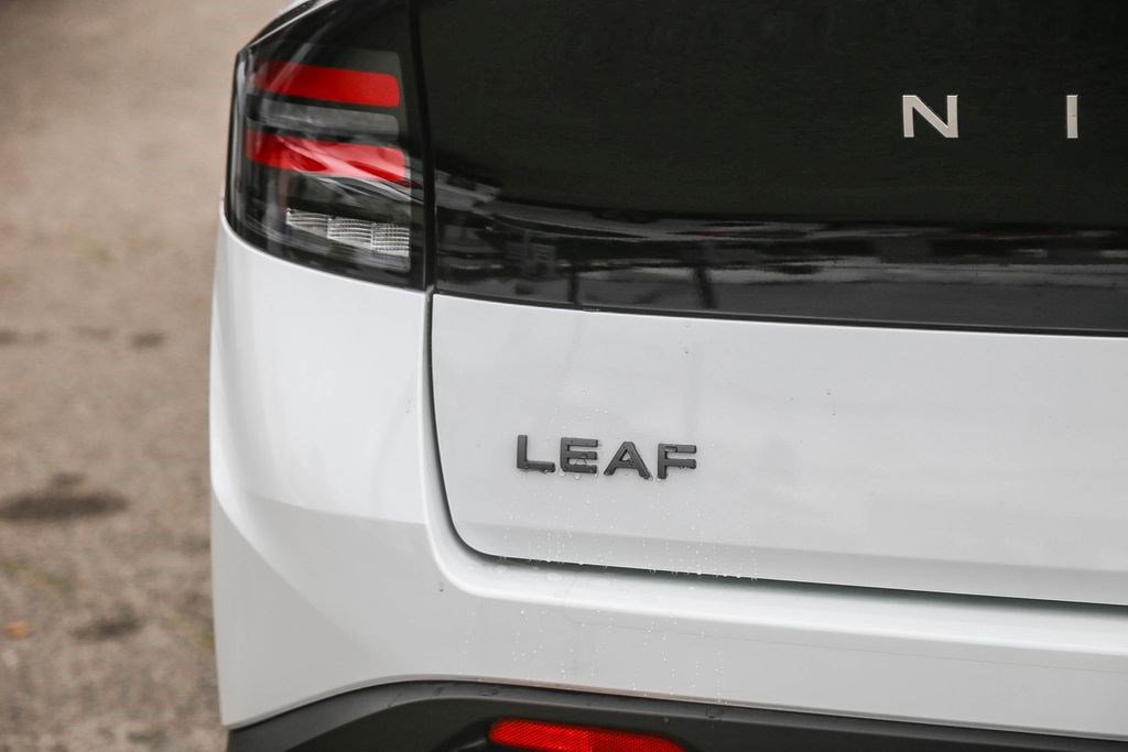 New 2026 Nissan Leaf SV+ w/ Illuminated Package image 9