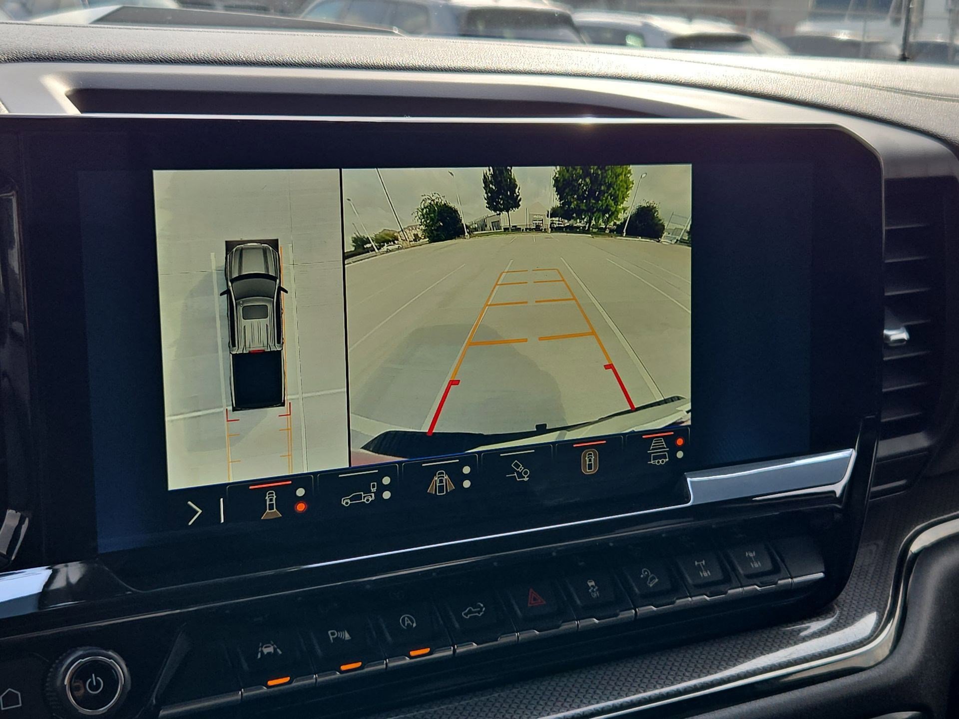 Used 2024 Chevrolet Silverado 1500 ZR2 w/ Technology Package image 26