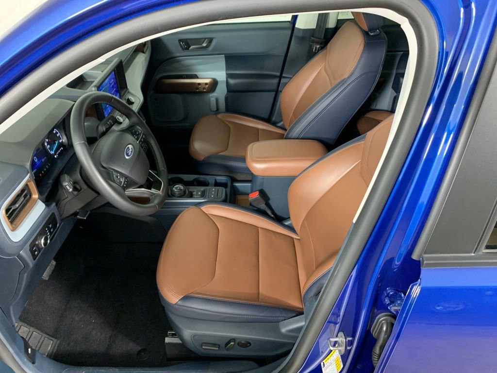 Used 2023 Ford Maverick Lariat w/ Lariat Luxury Package image 28