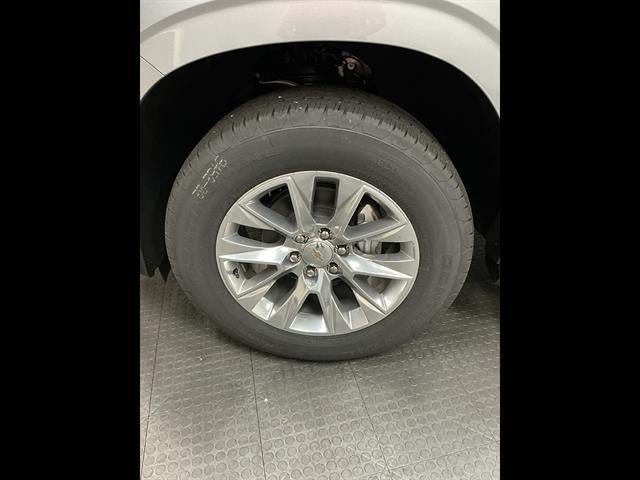 New 2026 Chevrolet Suburban Premier AWD/4WD image 42