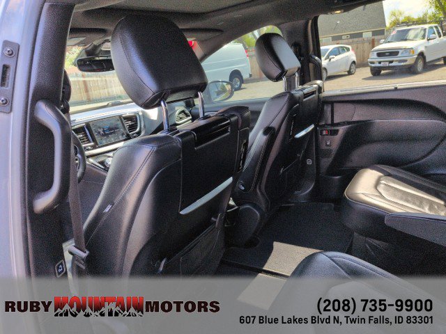 Used 2020 Chrysler Pacifica Touring-L Plus FWD image 24