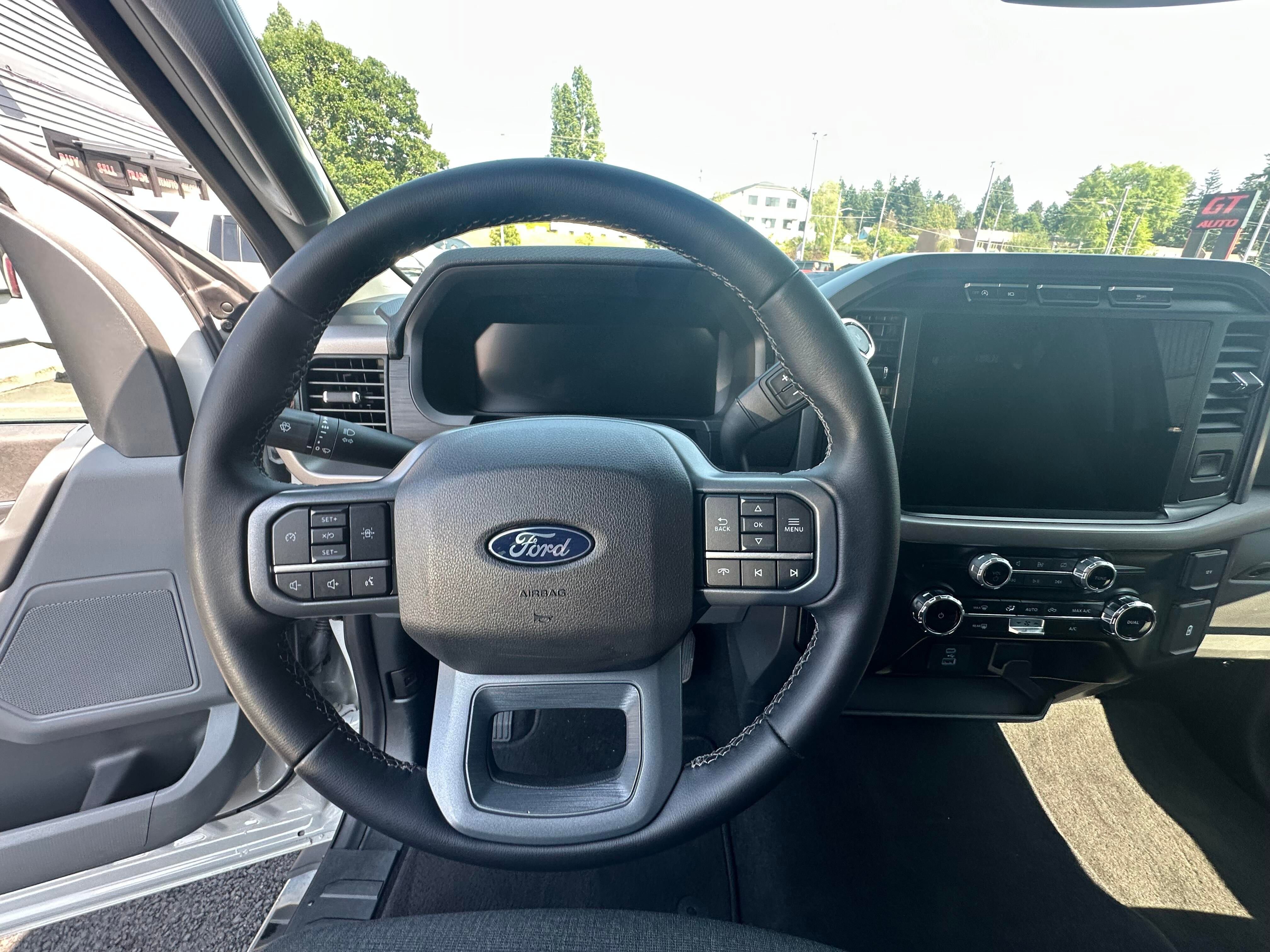 Used 2024 Ford F150 XLT w/ Tow/Haul Package image 20