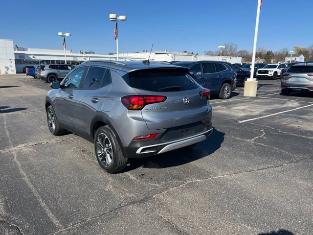 Used 2023 Buick Encore GX Select AWD/4WD image 8