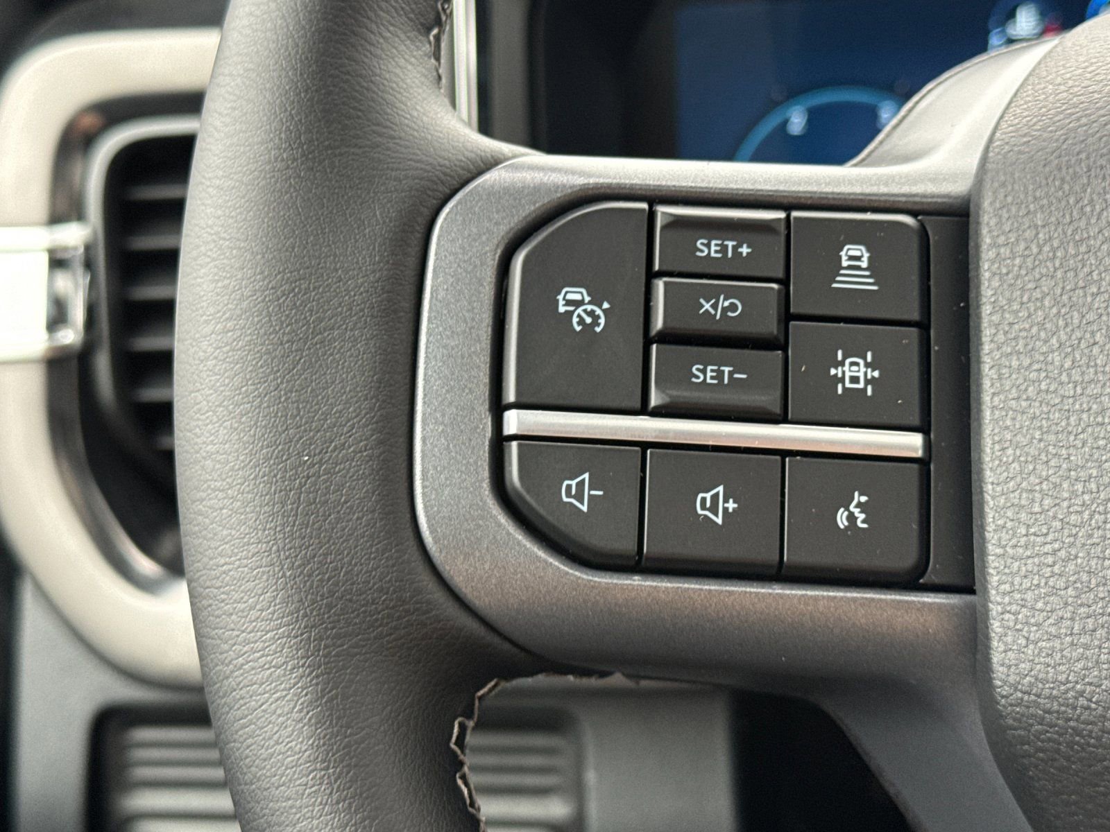 New 2026 Ford F250 Lariat w/ Lariat Premium Package image 27