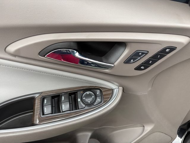 Used 2017 Chevrolet Malibu Premier w/ Premier Sun and Wheel Package FWD image 18