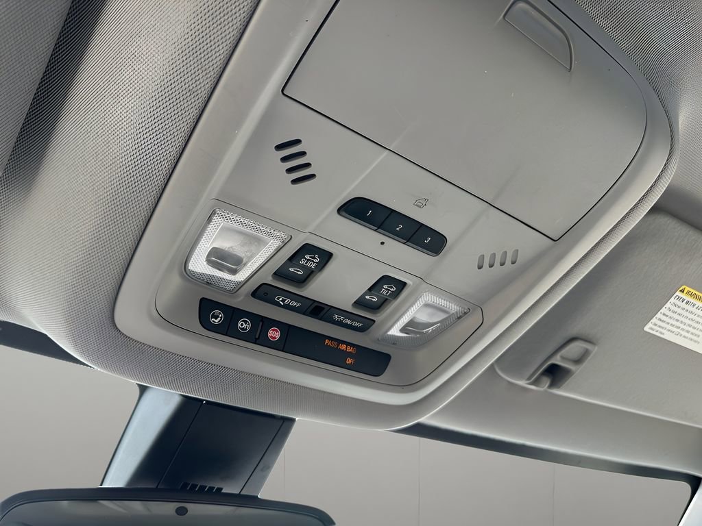 Used 2018 GMC Acadia SLT image 22