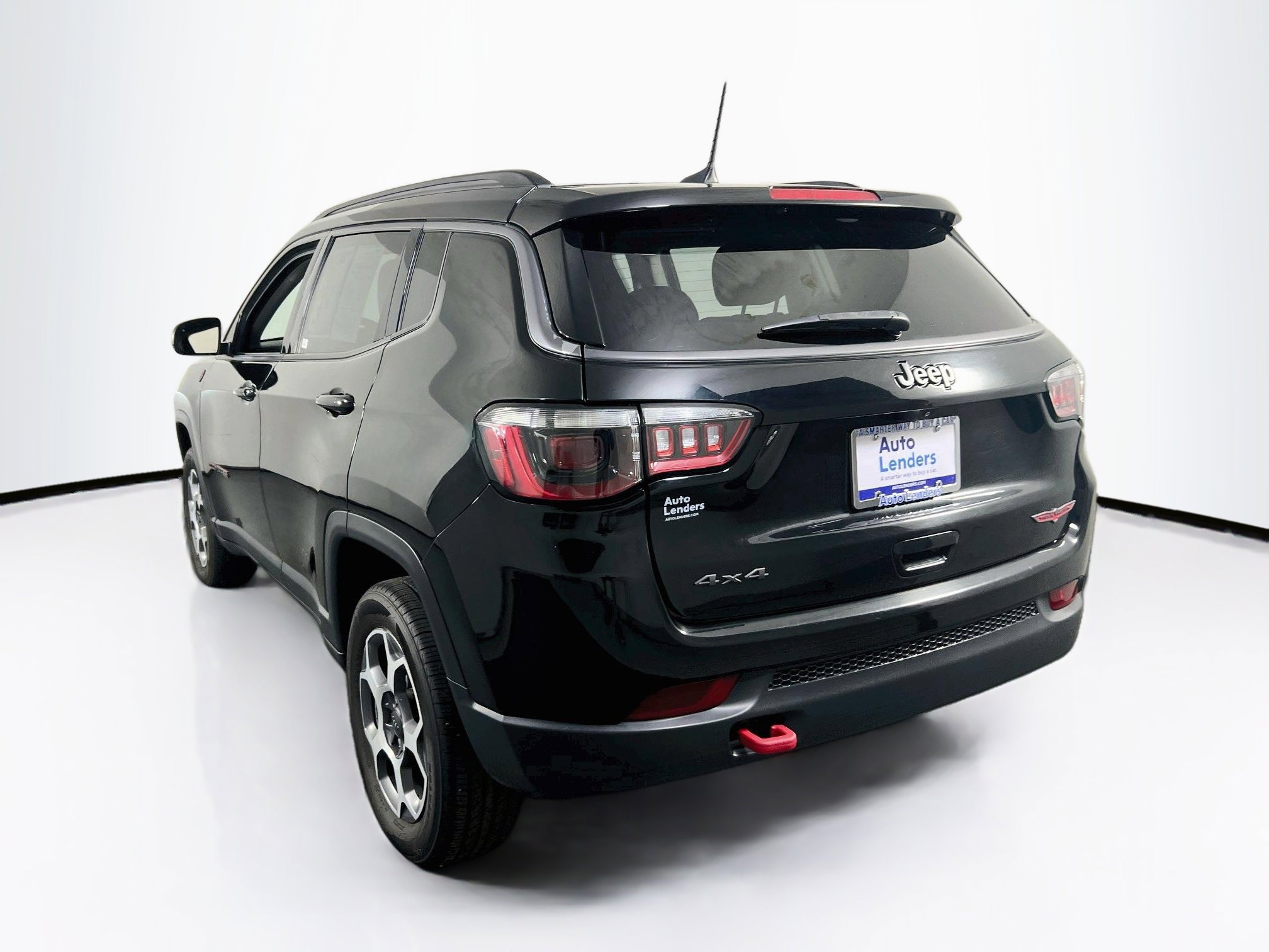 Used 2022 Jeep Compass Trailhawk w/ Trailhawk Convenience Group AWD/4WD image 7