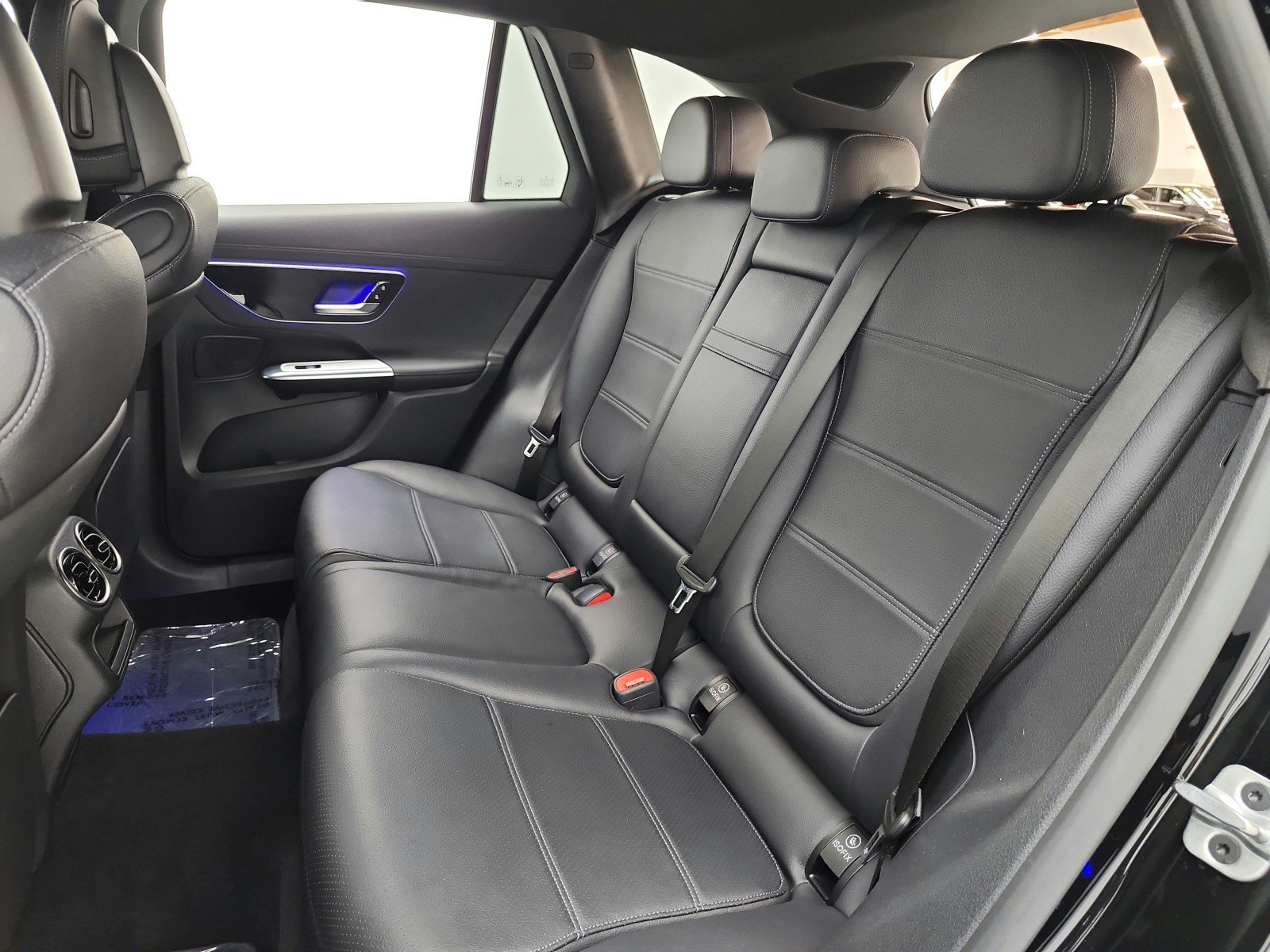 Certified 2023 Mercedes-Benz GLC 300 4MATIC w/ Driver Assistance Package image 15
