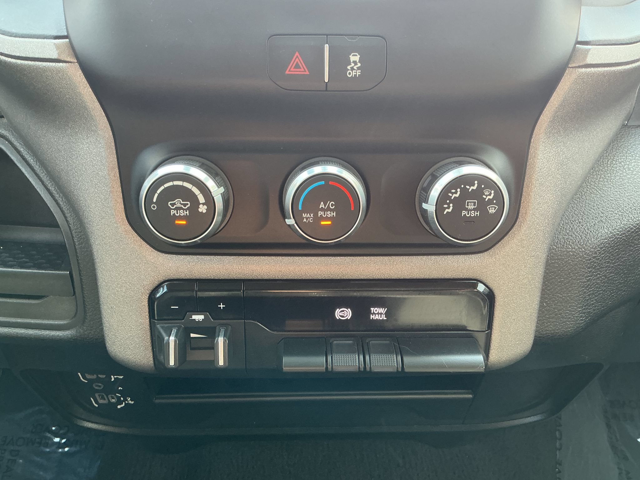 Used 2019 RAM 2500 Tradesman AWD/4WD image 22