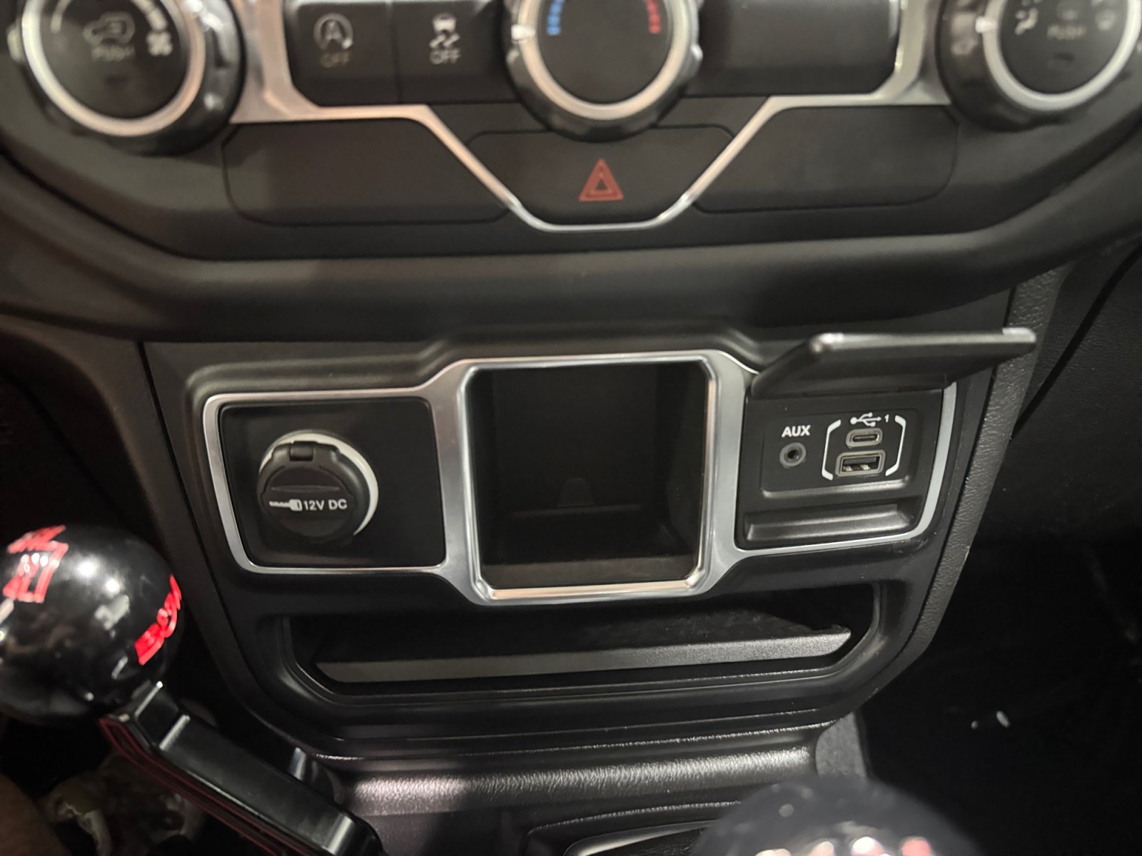 Used 2019 Jeep Wrangler Sport AWD/4WD image 19