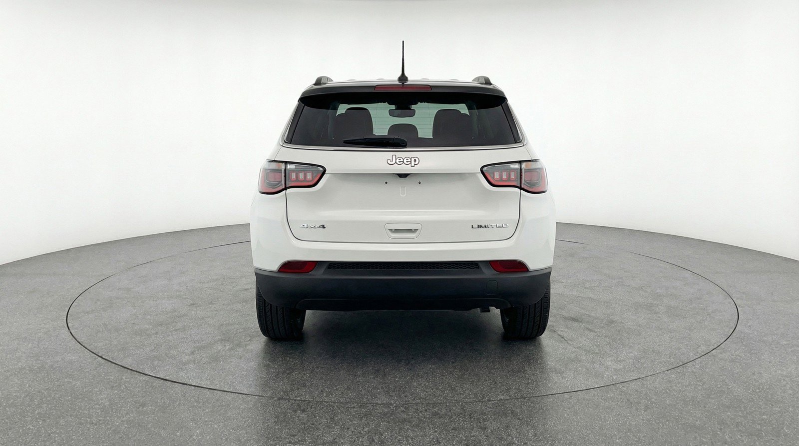 Used 2025 Jeep Compass Limited image 7