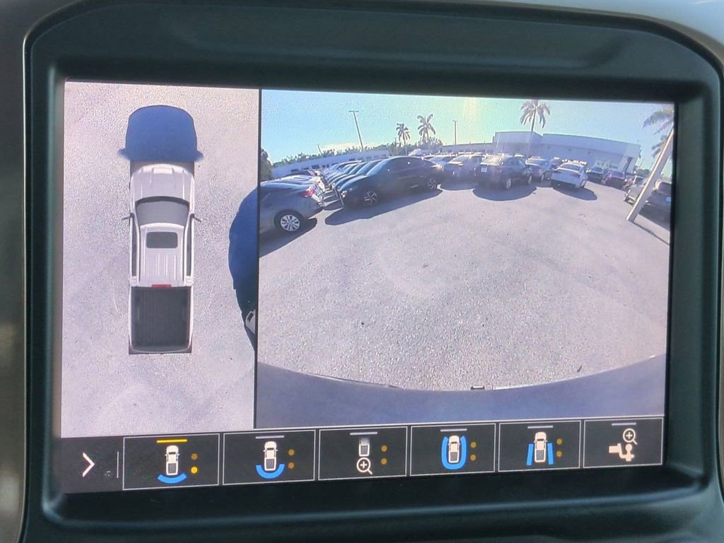 Used 2019 Chevrolet Silverado 1500 High Country w/ Technology Package image 22