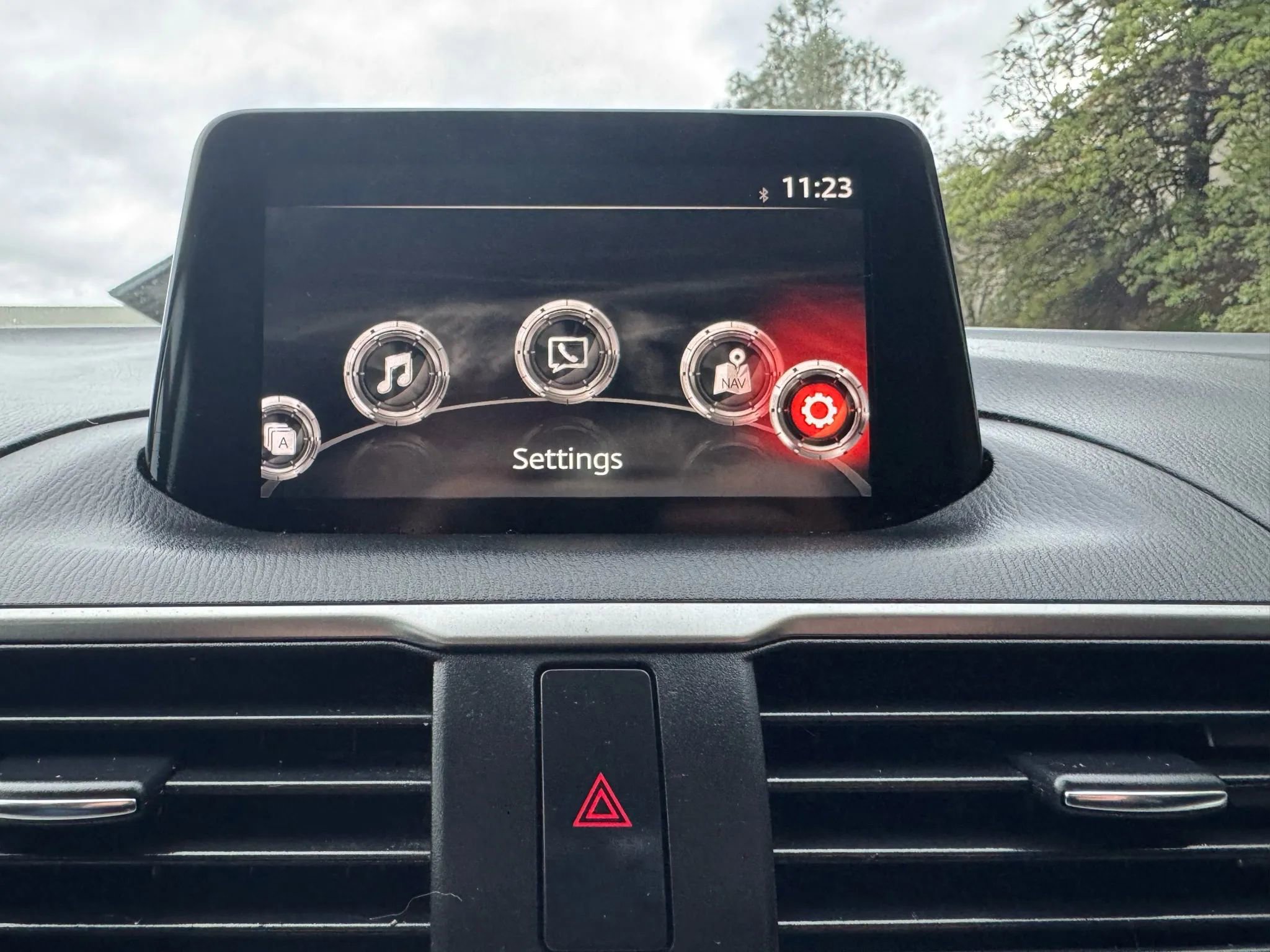 Used 2018 MAZDA MAZDA3 Touring image 24