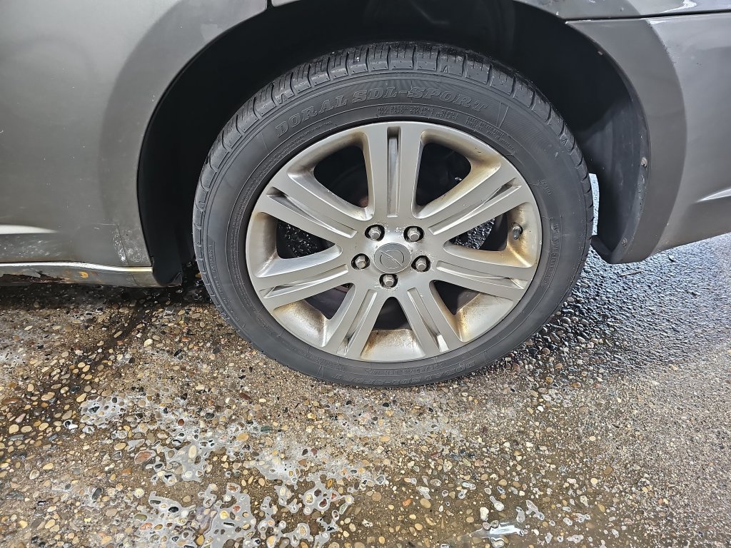 Used 2011 Chrysler 200 Touring FWD image 35